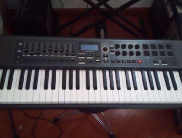 Novation Impulse 61 Controlador MIDI