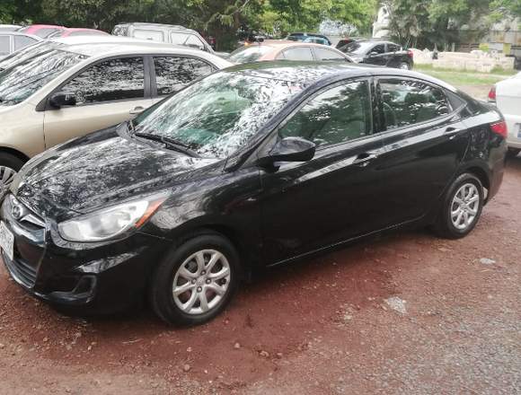 SE VENDE HYUNDAI ACCENT 2012