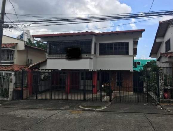 18-7306 AF Cómoda casa en Hato Pintado a la venta