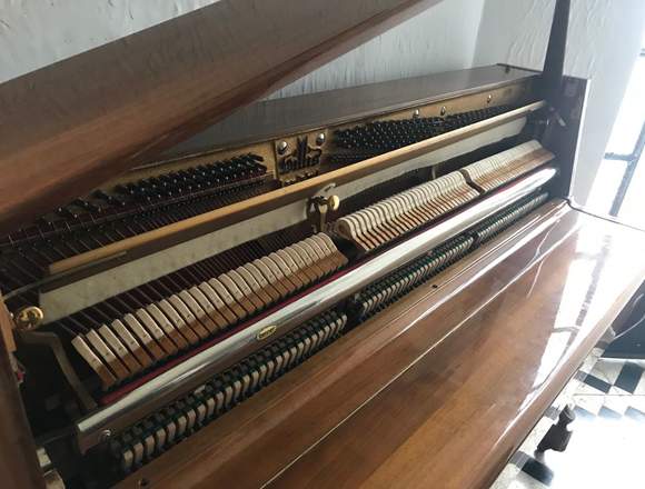 VENDO PIANO ALEMAN VENDO TEF 935853534