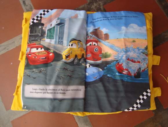 ALMOHADA DE CARS. EL CUENTO DE CARS