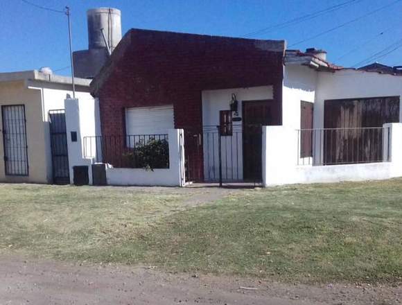 Vendo Casa más Departamento Valor Rebajado