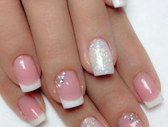 manicura y pedicura oferta lunes y martes