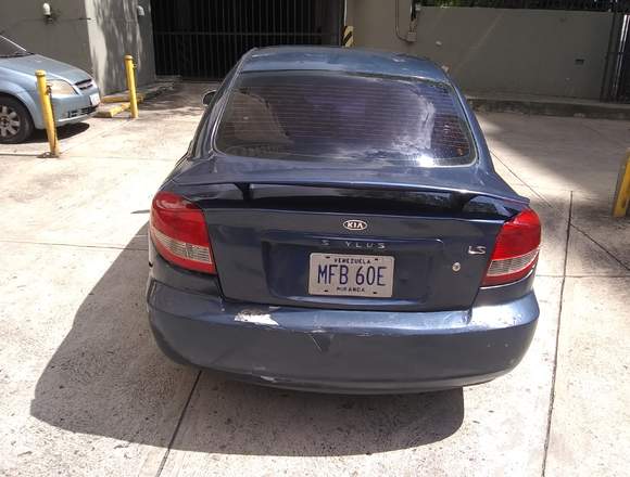 se vende kia rio año 2007 