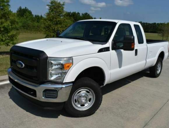 2011 Ford Super Duty F-250 Pickup XL