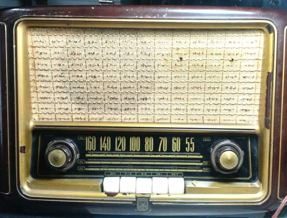 BUSTHER Radios Antiguos Servicio Técnico Tocadisco