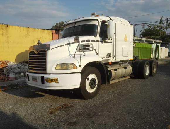 Vendo Mack Vision importado año 2000