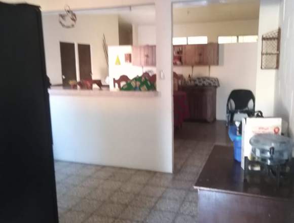 CASA EN RES.PRIVADO ALTOS DEL BULEVAR