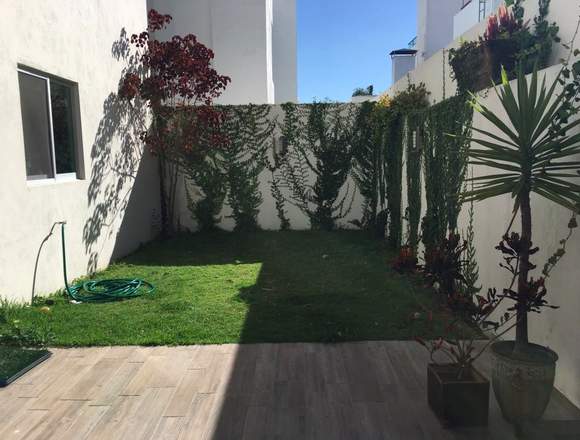 Vendo Residencia en Fracc. Cañadas del Lago