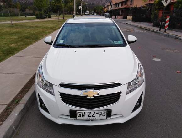 Chevrolet cruze hb  automático con Sunroof 2015