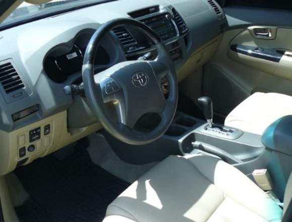 TOYOTA FORTUNER 2012  4x2