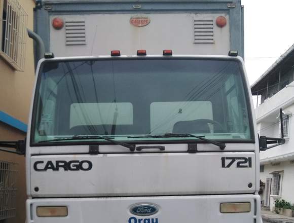 Camión Cargo 1721 año 2007