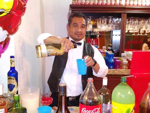 OFREZCO MIS SERVICIOS DE BARMAN PARA SUS EVENTOS