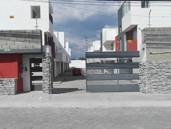 Casa en venta en Calderón Quito