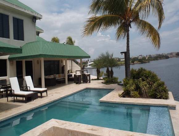 En Venta Casa Las Villas de Lecheria Anzoategui