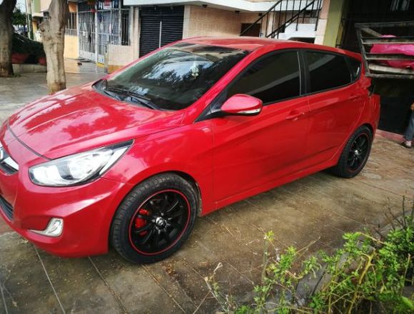 Vendo mi auto particular 2014 hyundai