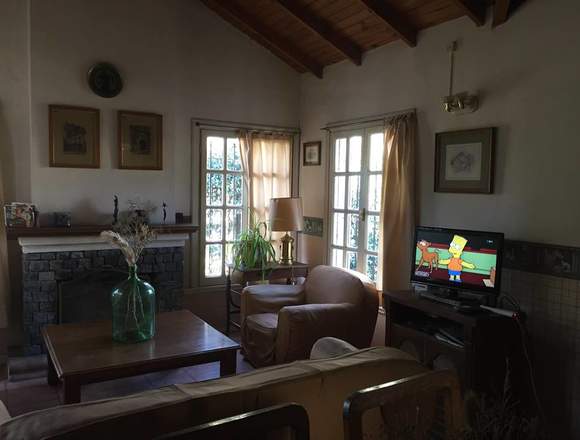 CASA CON PILETA,WIFI,FRENTE A LAS SIERRAS