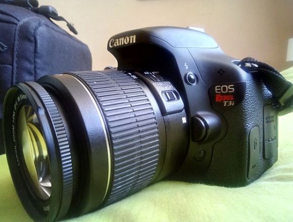 Camara Canon EOS digital Ti3 muy buena