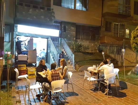 VENTA DE NEGOCIO COMIDA RAPIDA-MEDELLIN