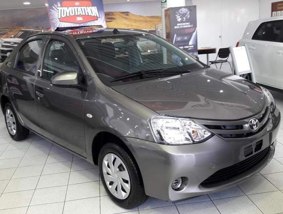 Alquilo Toyota etios