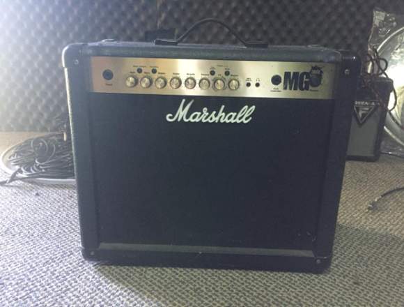 Amplificador marshall mg fx 30