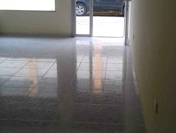 ARRIENDO LOCAL 45M2 SECTOR CONDADO SHOPPING $300