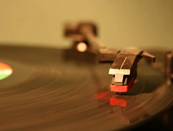 ​COMPRAMOS DISCOS DE VINILO, EQUIPOS DE SONIDO