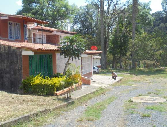 lote ubicado en el barrio plan de los 33