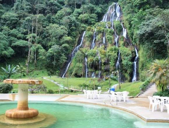 AGUA DE CALOR NATURAL EN TERMALES DE SANTA ROSA!