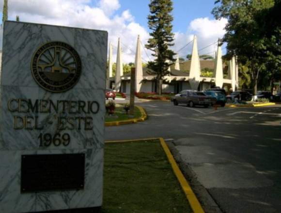 Venta de Parcela en el Cementerio del Este