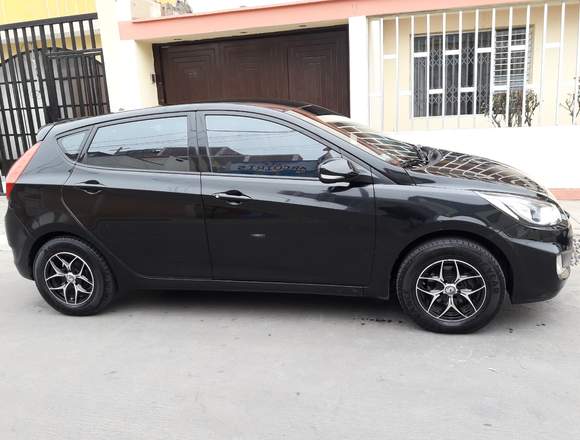 Vendo Hyundai Accent Hatchback 