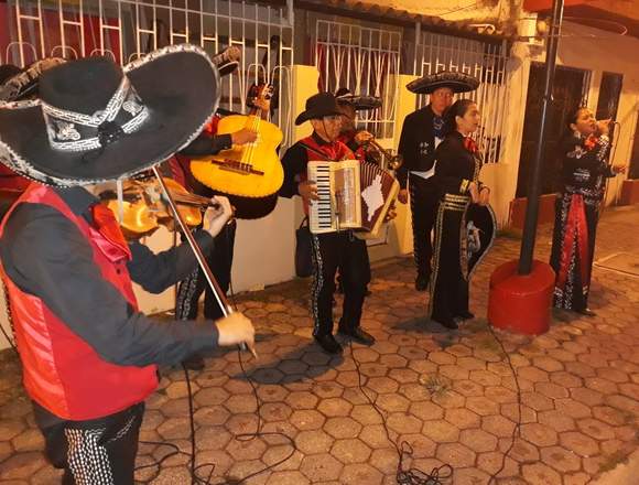 MARIACHI INTERNACIONAL ÁGUILAS DE MÉXICO