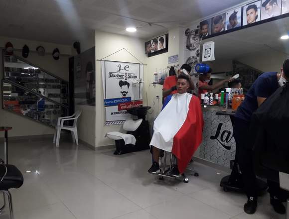 Se vende barberia y peluqueria