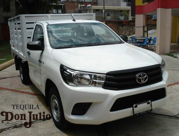 EN REMATE TOYOTA HILUX DE REDILAS  2016