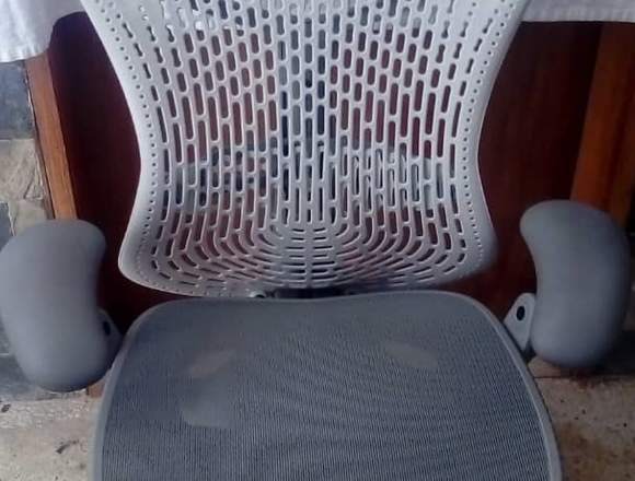 Silla Herman Miller Modelo Mirra