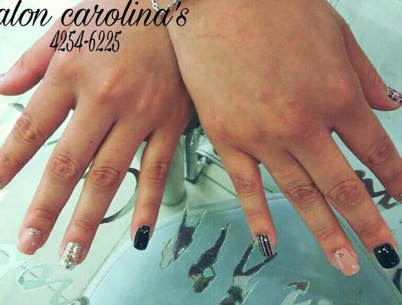 BELLEZA DE MANOS en Salon de Carolina's Quilmes!!