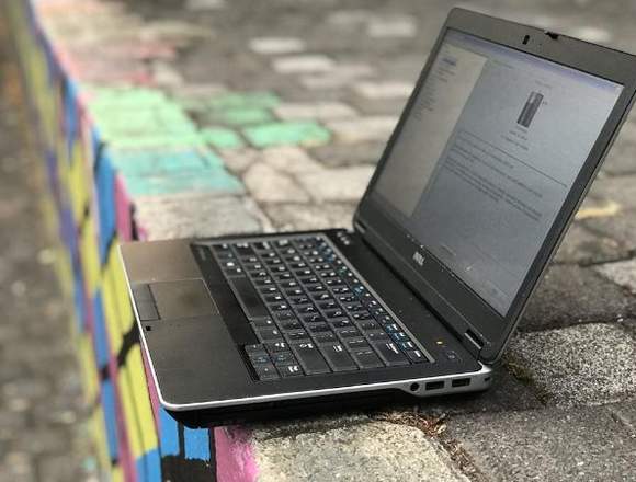 laptop core i5 con video dedicado y huella