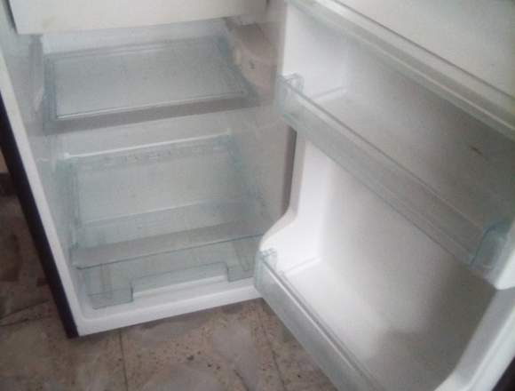 Frigo Bar Daewoo de 7 pies