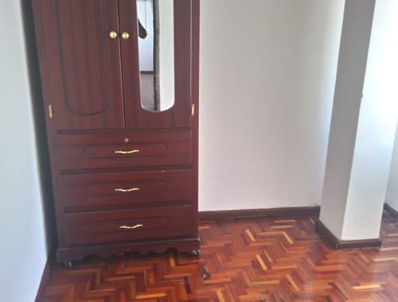 Arriendo departamento al norte de Quito 