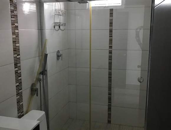 ALQUILO APARTAMENTO, King's Park, 2Rec 2Baños $900