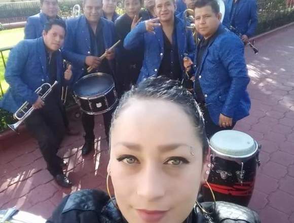 Banda cerro frío contrataciones