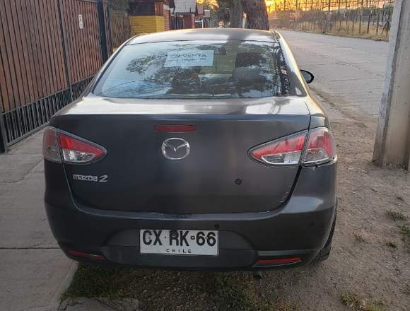 Se Vende mazda 2 2011