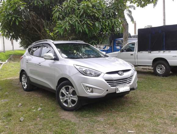 VENDO IMPECABLE TUCSON ix 2015; INF. 099 736 3565.