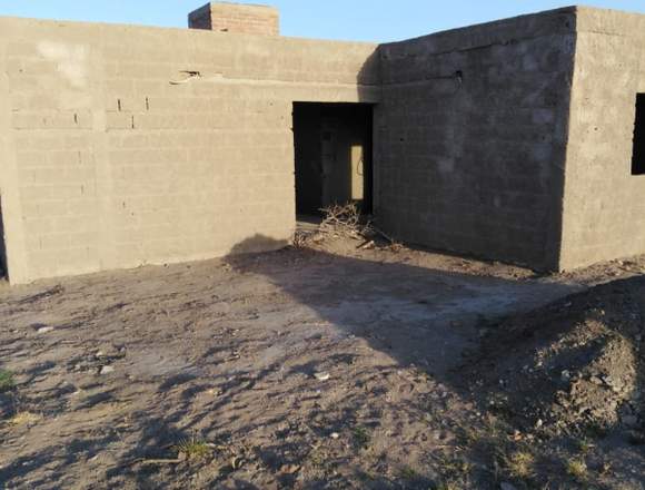 VENDO CASA EN CONSTRUCCIÓN.