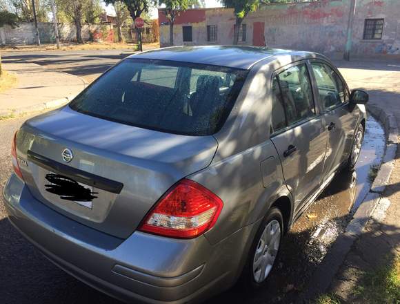 Vendo Nissan tiida sedan