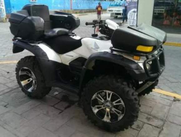 Cuatrimoto  Honda  680cc  4x4  año  2009  mex 