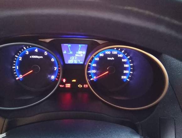 vendo hyundai tucson año 2012