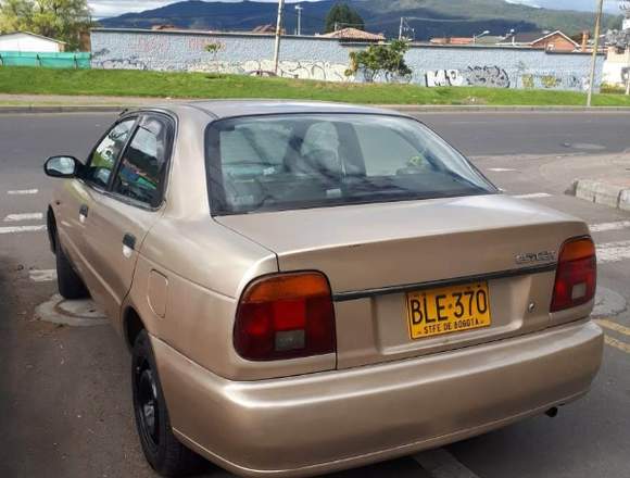 VENDO CHEVROLET ESTEEM MODELO 2000