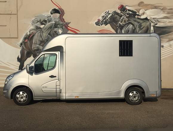 Renault master dci transporte de 2 caballos