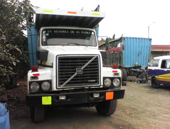 CAMION VOLVO TORTOON AÑO 81